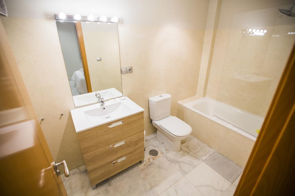 Ab Apartamentos Reding Málaga Eksteriør billede