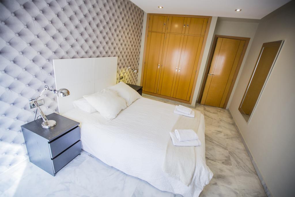 Ab Apartamentos Reding Málaga Eksteriør billede