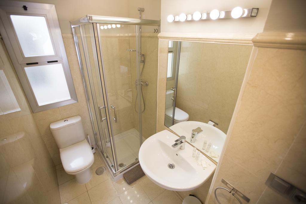 Ab Apartamentos Reding Málaga Eksteriør billede